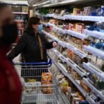 La inflación cedió en marzo y acumuló 3,07% en el primer trimestre de 2021 Foto: AFP