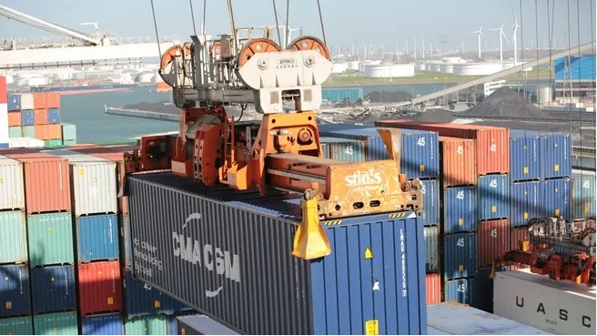 LAS EXPORTACIONES CRECIERON 3,5% EN AGOSTO IMPULSADAS POR LA SOJA